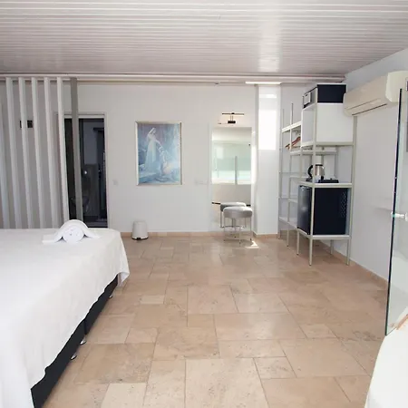 Nur Hotel 2*