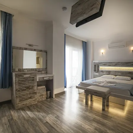 Nur Hotel 2*