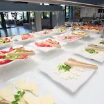 努尔酒店 卡斯